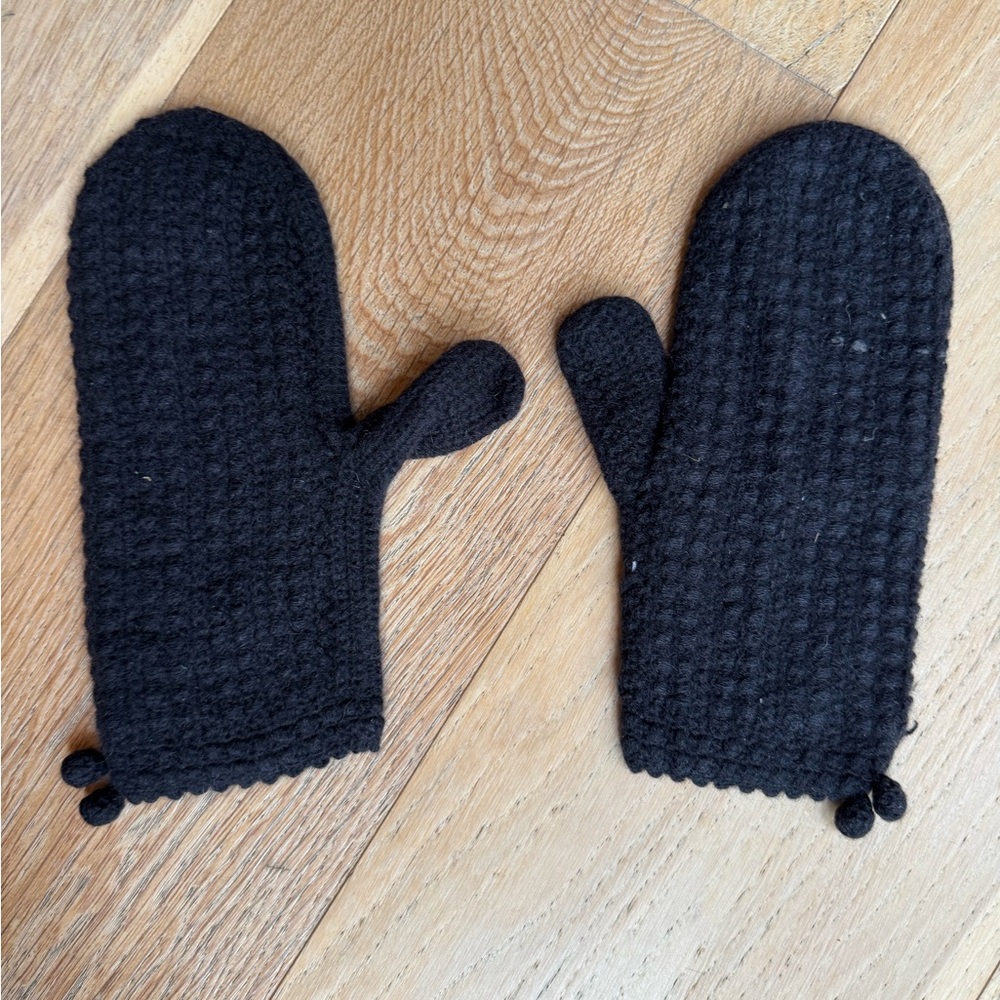 Cozy Black Knit Mittens